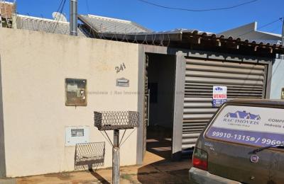 Casa com piscina na União